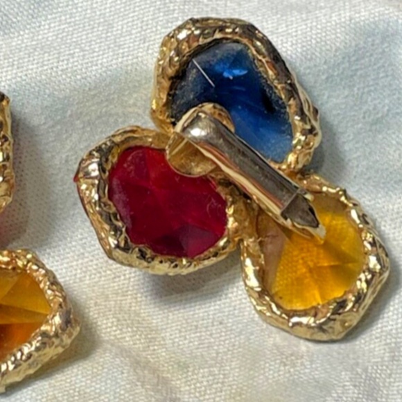 Capri Fleur De Lis Fruit Salad Riviera Open Back Rhinestone Brooch & Earings - Picture 6 of 7